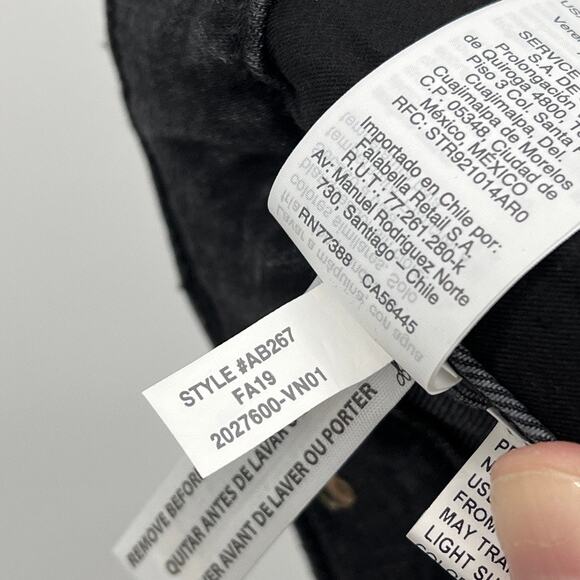 NWT Madewell 11" High-Rise Flare Jeans in Croson Black Women's 28 Flare Comfort - Picture 10 of 11